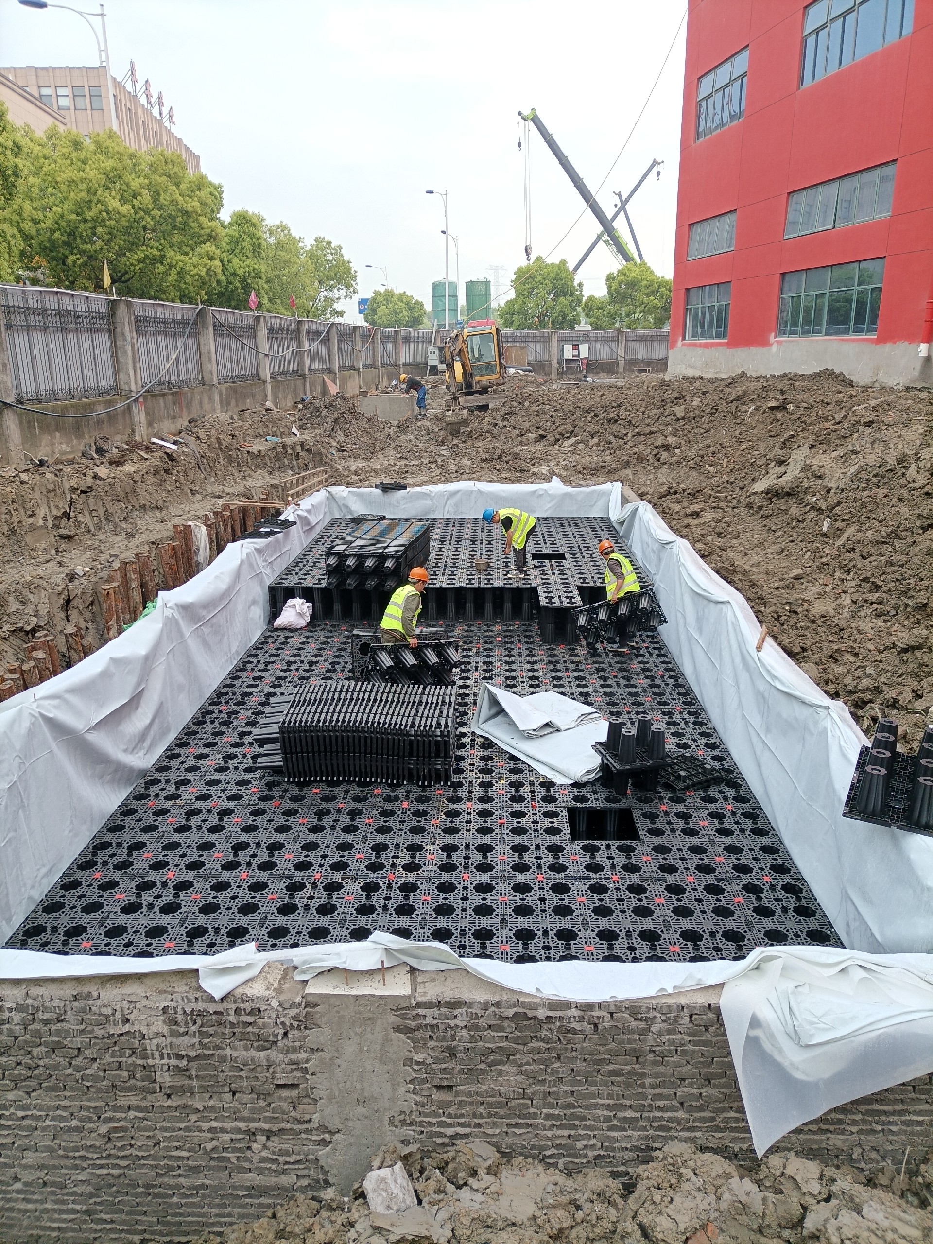 1681869605146966.jpg 3.jpg