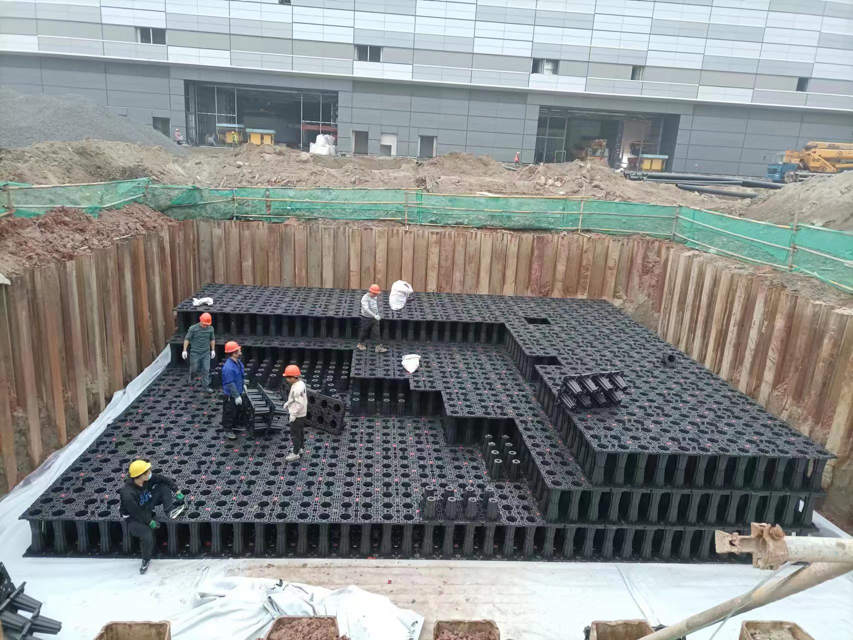 1704419416943523.jpg 4.jpg